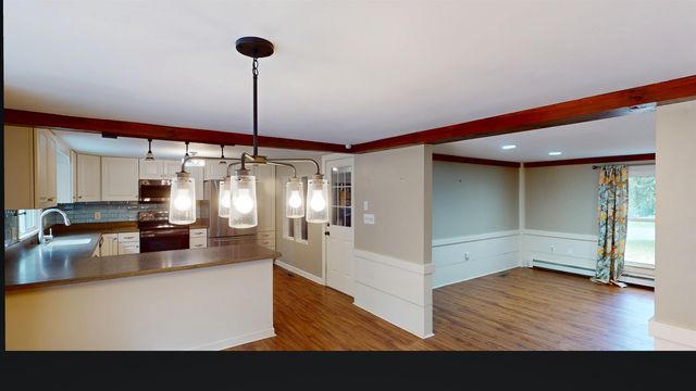 4 Corwin Drive, Derry, NH 03038