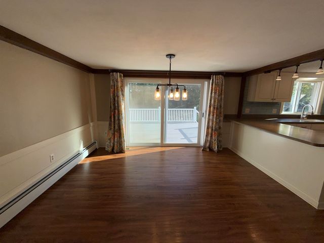 4 Corwin Drive, Derry, NH 03038