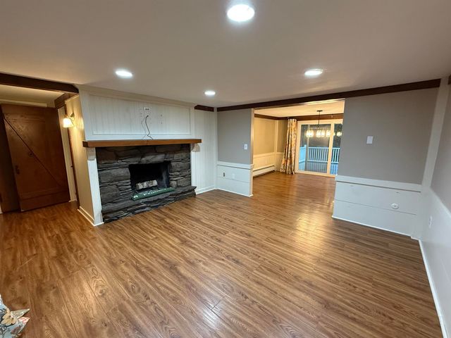 4 Corwin Drive, Derry, NH 03038