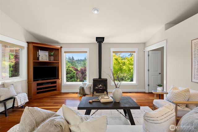 2711 103rd Street Ct NW, Gig Harbor, WA 98332