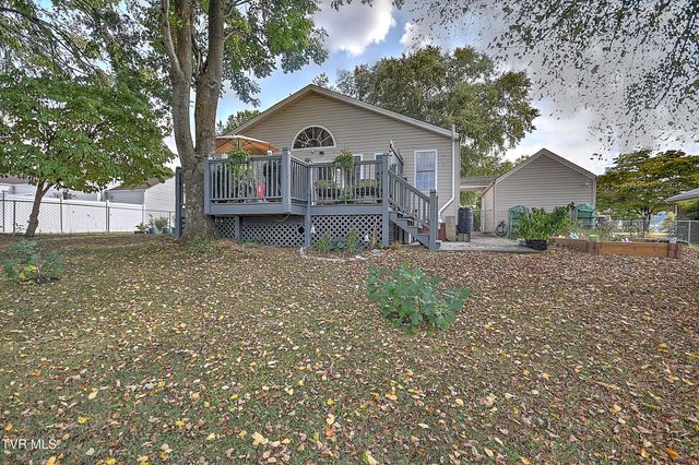 413 West D Street, Elizabethton, TN 37643