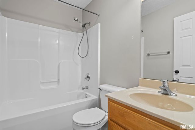 2916 Tanner Road, Springfield, IL 62702