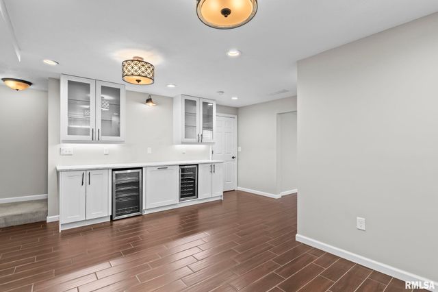 2916 Tanner Road, Springfield, IL 62702