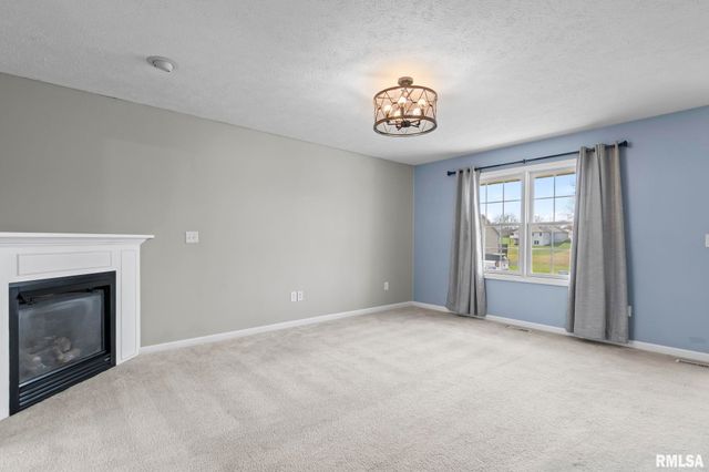 2916 Tanner Road, Springfield, IL 62702