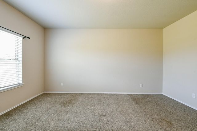 16744 Lonely Pines Drive, Conroe, TX 77302