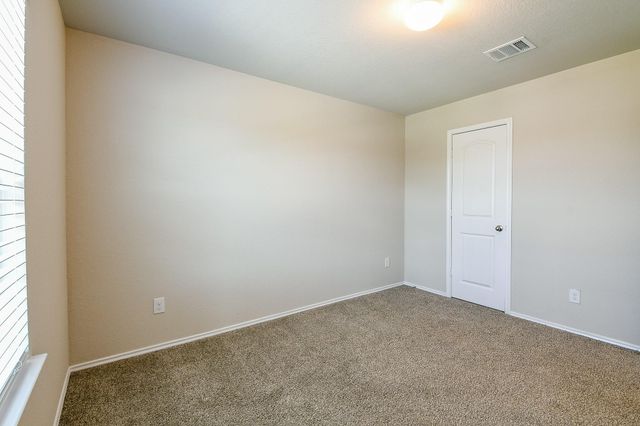 16744 Lonely Pines Drive, Conroe, TX 77302