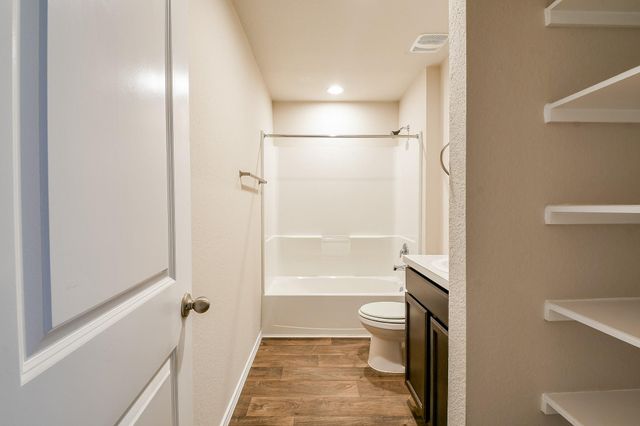 16744 Lonely Pines Drive, Conroe, TX 77302