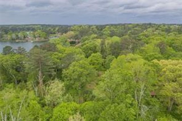 2939 Lake Sorrento Court, Conyers, GA 30012