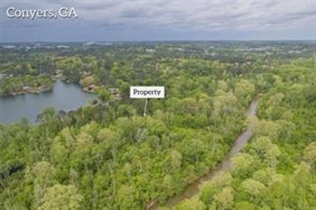2939 Lake Sorrento Court, Conyers, GA 30012