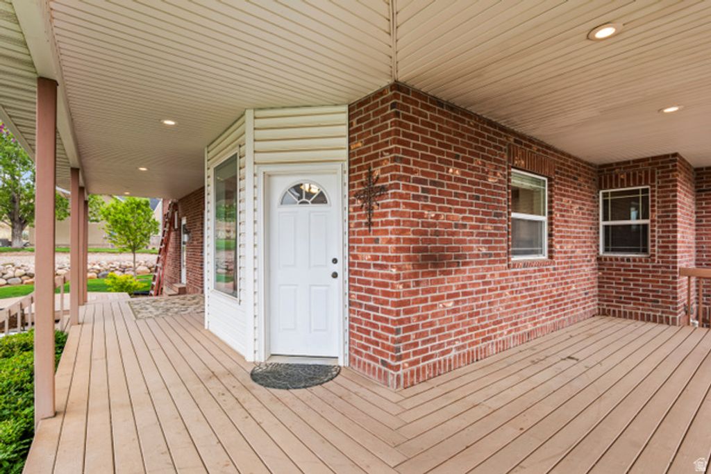 Image 42 of property listing at 815 E 850 N, Nephi, UT 84648