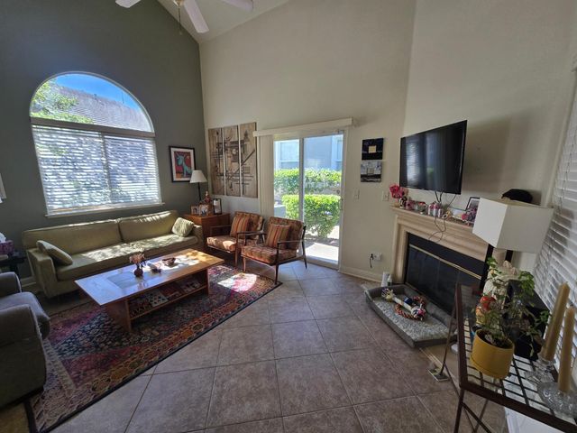 672 Shasta Oaks Cir, Roseville, CA 95678