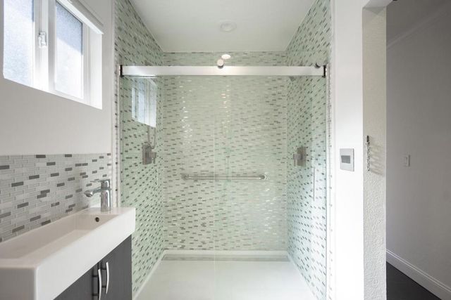 424 5th Avenue, Redwood City, CA 94063