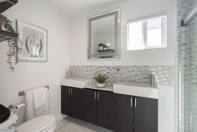 424 5th Avenue, Redwood City, CA 94063