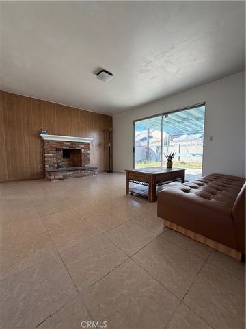 8471 Rembrandt Drive, Huntington Beach, CA 92647