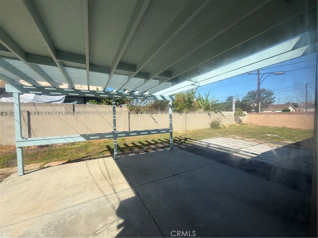 8471 Rembrandt Drive, Huntington Beach, CA 92647