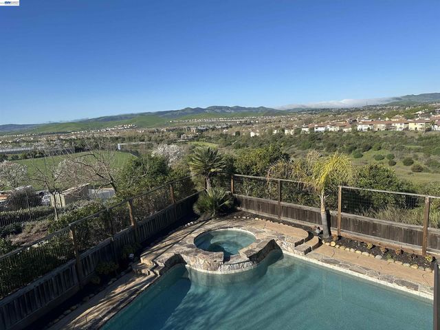122 Paddington Ct, San Ramon, CA 94582