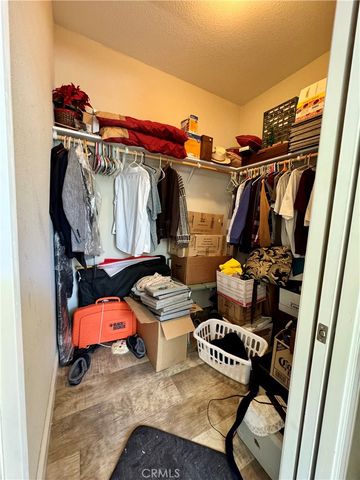 27 Essex Drive, Northridge, CA 91324