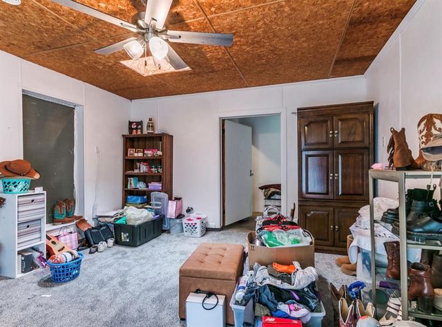 19601 S Rock Creek Road, Shawnee, OK 74801