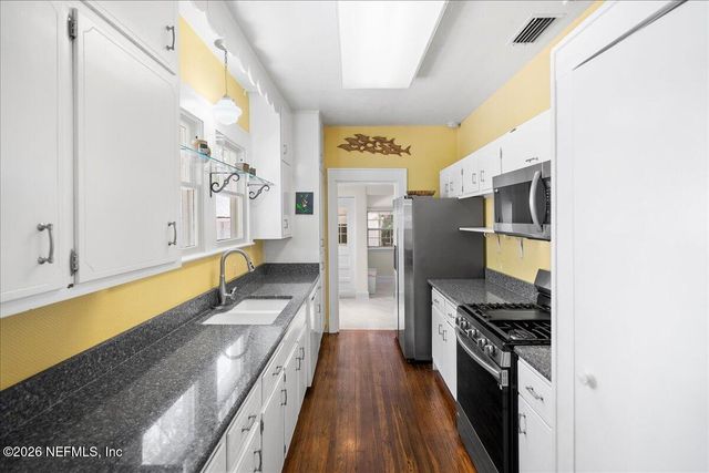 4343 IRVINGTON Avenue, Jacksonville, FL 32210