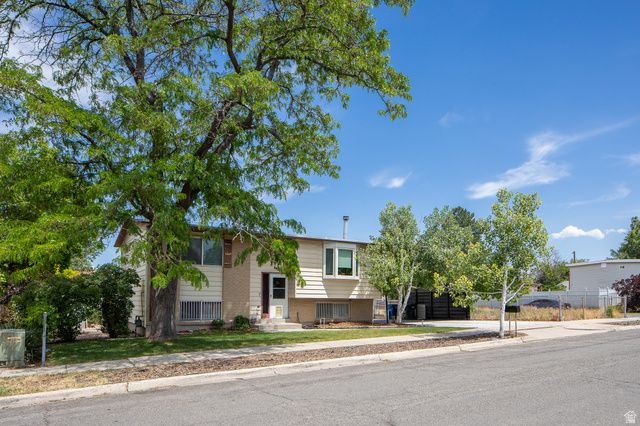 3913 S BOOTHILL DR, West Valley City, UT 84120