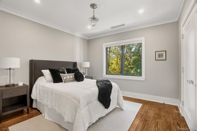 9 Kirby Lane N, Rye, NY 10580