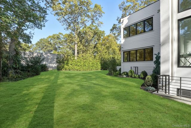 9 Kirby Lane N, Rye, NY 10580