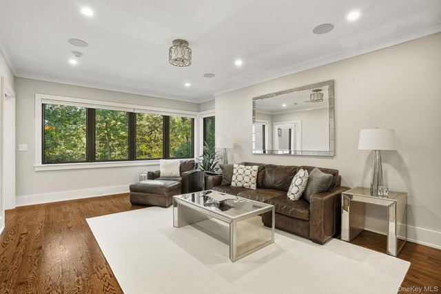 9 Kirby Lane N, Rye, NY 10580