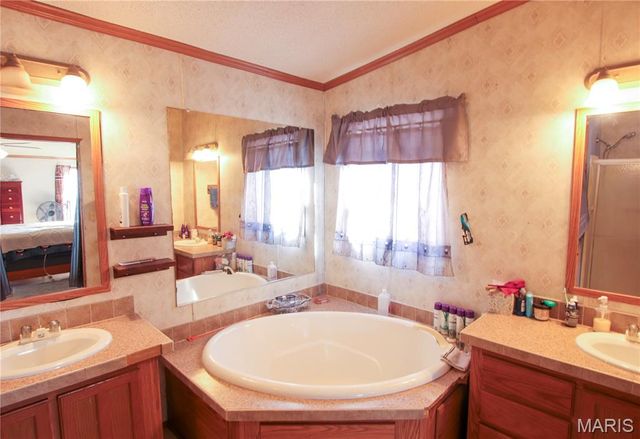 543 Turkey Run, St Clair, MO 63077