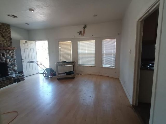 1824 California Ave, Modesto, CA 95358