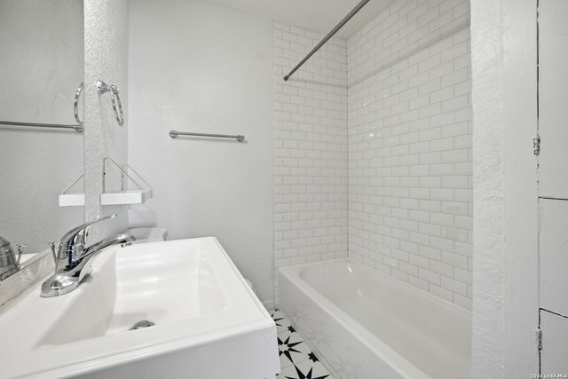 126 Zachry, San Antonio, TX 78228