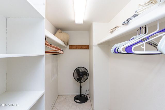 4201 E CAMELBACK Road 51, Phoenix, AZ 85018