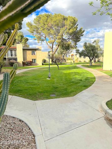 4201 E CAMELBACK Road 51, Phoenix, AZ 85018