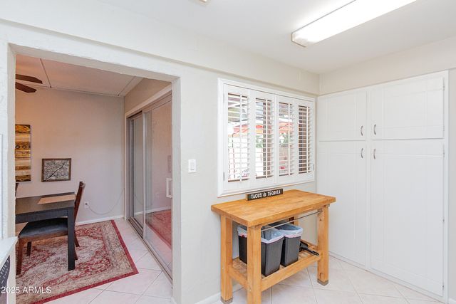 4201 E CAMELBACK Road 51, Phoenix, AZ 85018