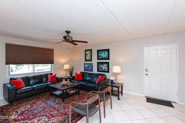 4201 E CAMELBACK Road 51, Phoenix, AZ 85018