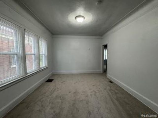 15758 Wisconsin Street, Detroit, MI 48238