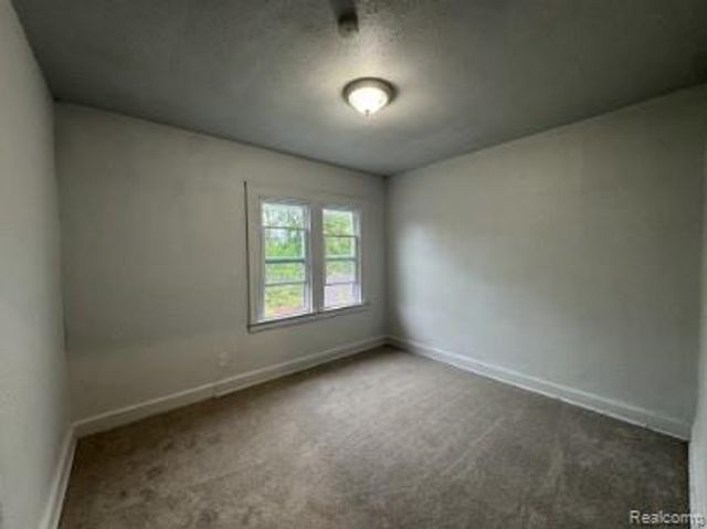 15758 Wisconsin Street, Detroit, MI 48238