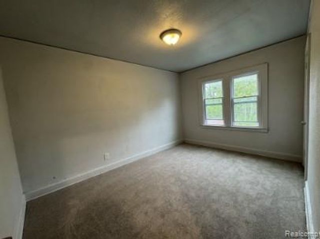 15758 Wisconsin Street, Detroit, MI 48238