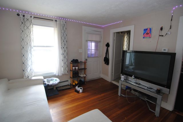 22 Beech Street, Nashua, NH 03060