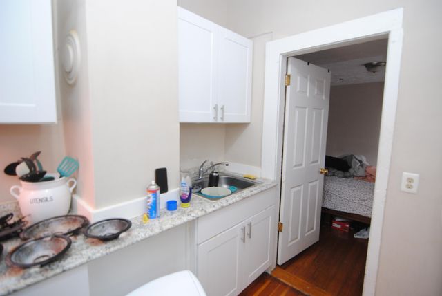 22 Beech Street, Nashua, NH 03060