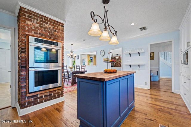 9372 BEAUCLERC WOOD Lane N, Jacksonville, FL 32257