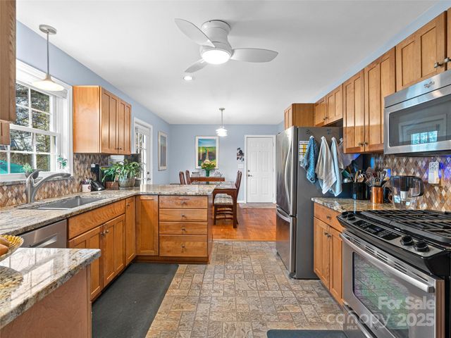 18 Tall Pines Trail, Arden, NC 28704