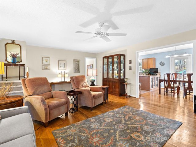 18 Tall Pines Trail, Arden, NC 28704