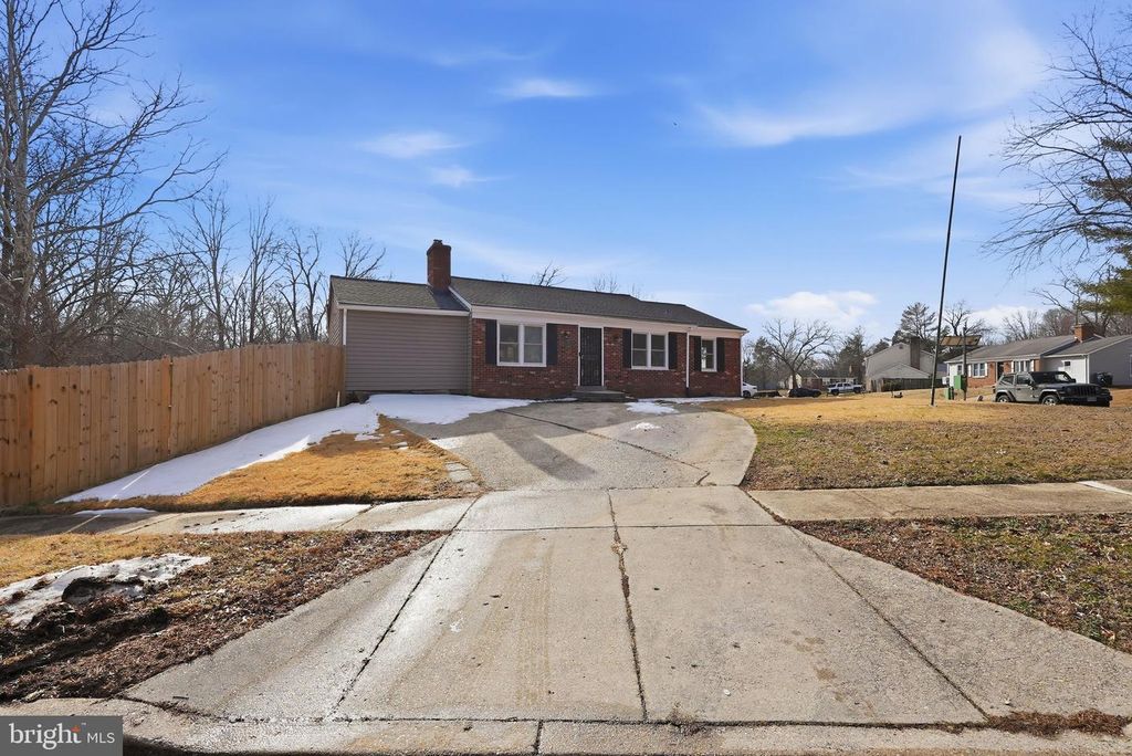 Image 1 of property listing at 13001 WINDBROOK DR, Clinton, MD 20735