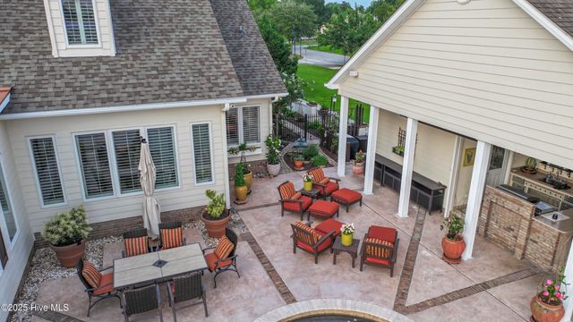 1 Burton Place, Jacksonville, NC 28540