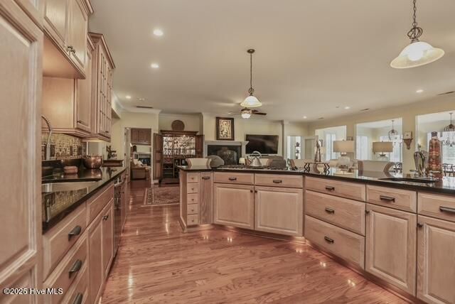 1 Burton Place, Jacksonville, NC 28540