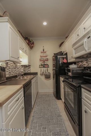 1 Burton Place, Jacksonville, NC 28540