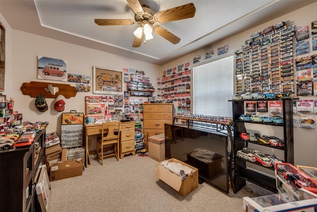 404 Honeysuckle Drive, Cleburne, TX 76033