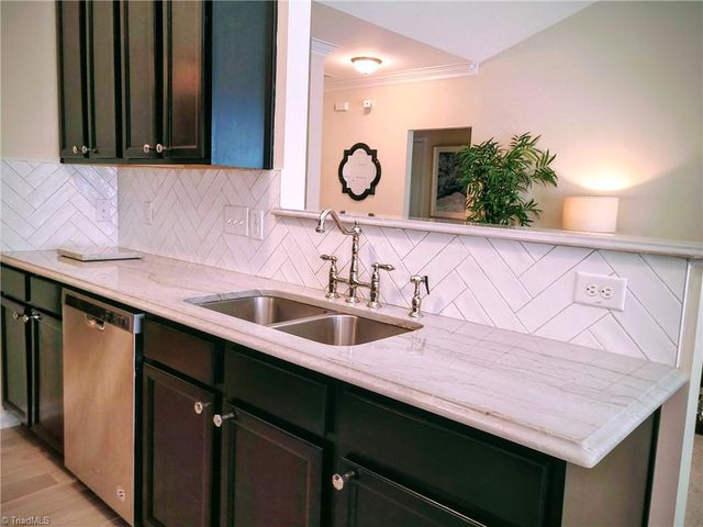 206 Carson Woods Drive, Burlington, NC 27215