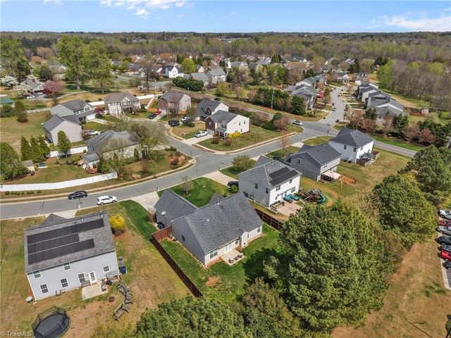 206 Carson Woods Drive, Burlington, NC 27215