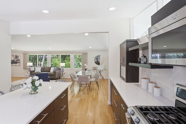 430 Heald Rd, Carlisle, MA 01741